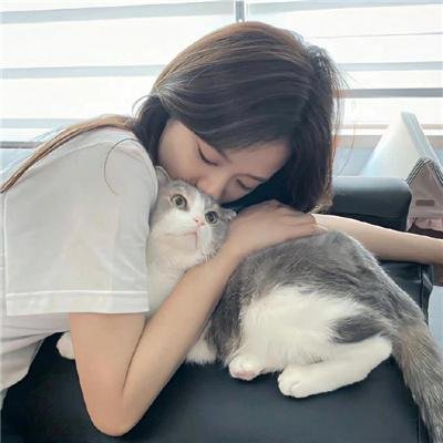 艾米莉亚·佩雷斯